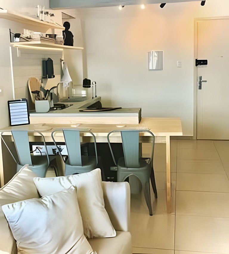 Lindo Apto c/ Cinema a 2min do Metrô São Bento