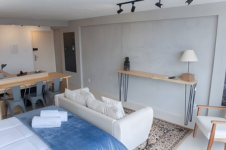 Lindo Apto c/ Cinema a 2min do Metrô São Bento