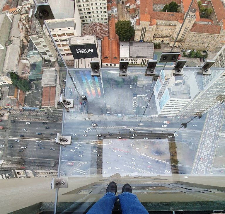 Super Cinema em Lindo Apto no #SampaSky