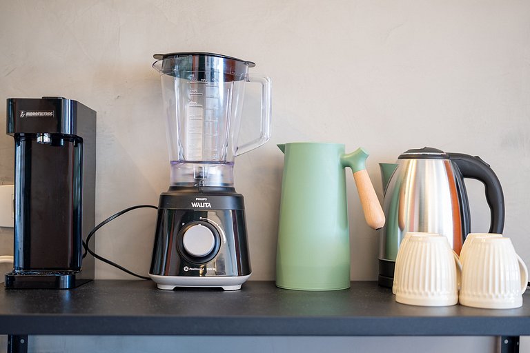 Cinema e Banheira no Metrô São Bento p/ 3 Hóspedes