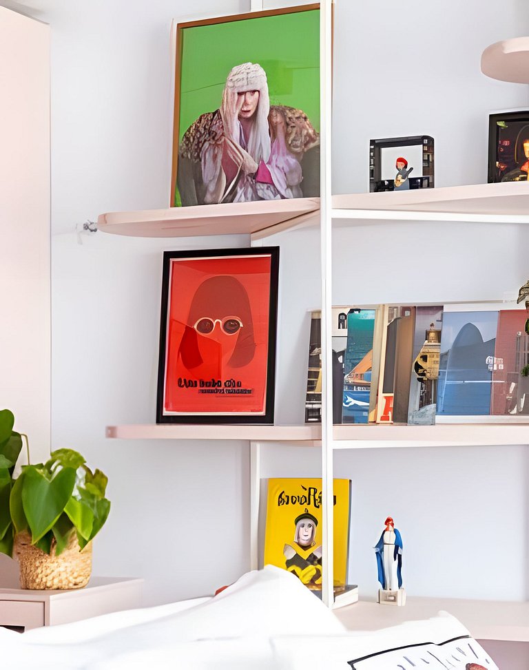 Cinema, Banheira e Cama King em Apto no Centro SP