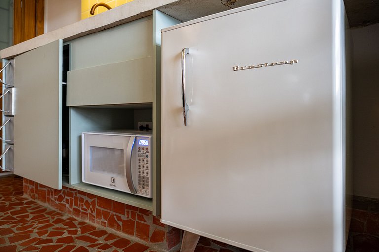 Apto Retrô com Cinema e Banheira no Centro de SP