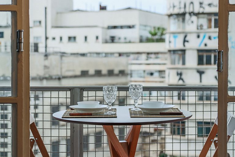 Apto a 5min do Metrô c/ Varanda, Sauna e Piscina