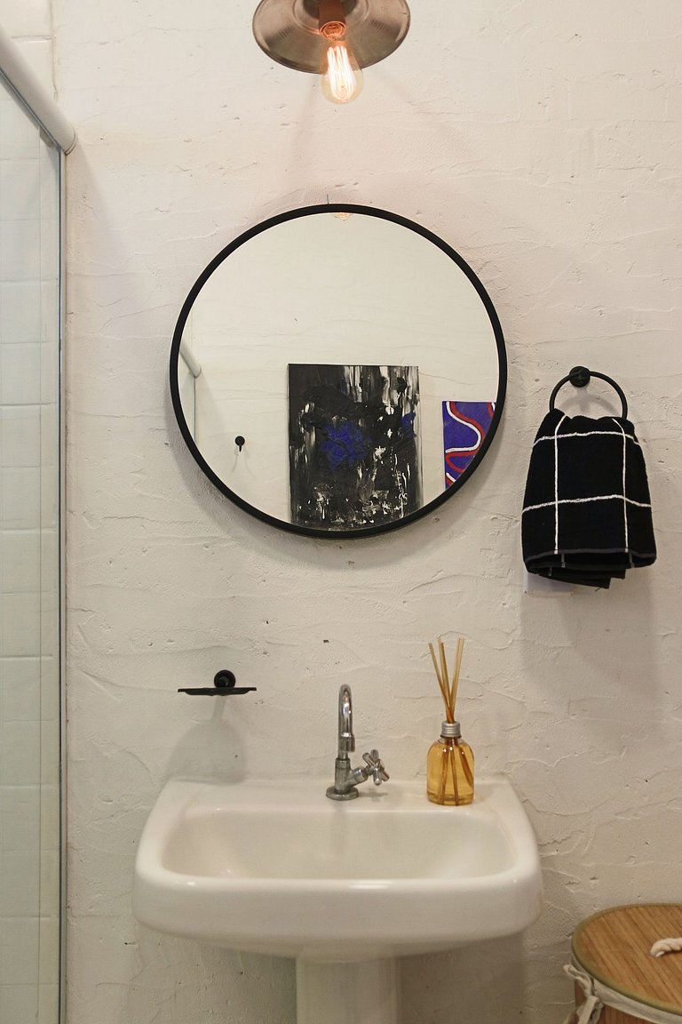 Apto a 5min do Metrô c/ Varanda, Sauna e Piscina