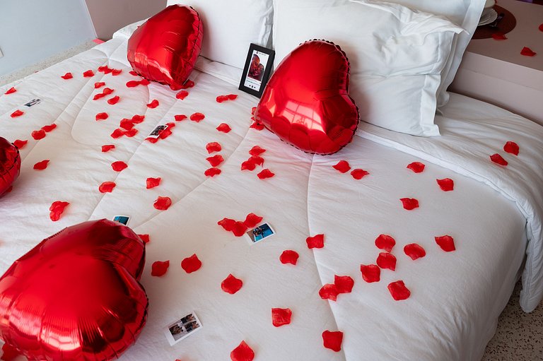 Cinema, Banheira e Cama King em Apto no Centro SP