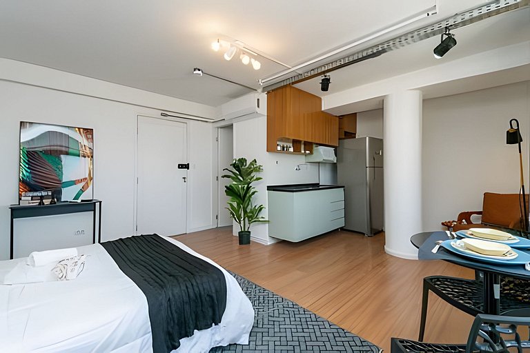 Studio c/ Vista Surreal do 39º Andar + Cinema CentroSP