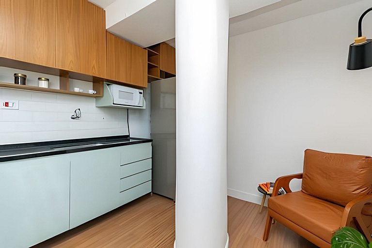 Studio c/ Vista Surreal do 39º Andar + Cinema CentroSP