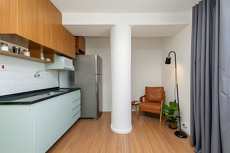 Studio c/ Vista Surreal do 39º Andar + Cinema CentroSP