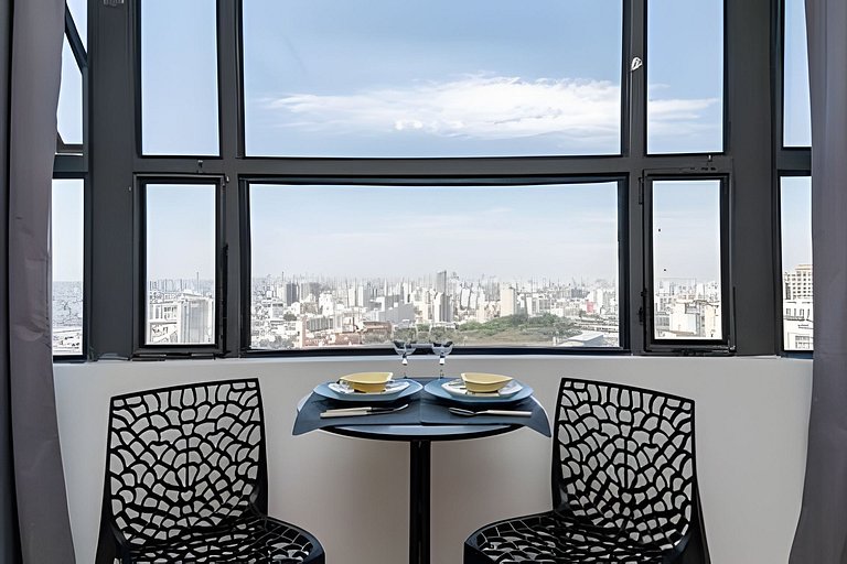 Studio c/ Vista Surreal do 39º Andar + Cinema CentroSP