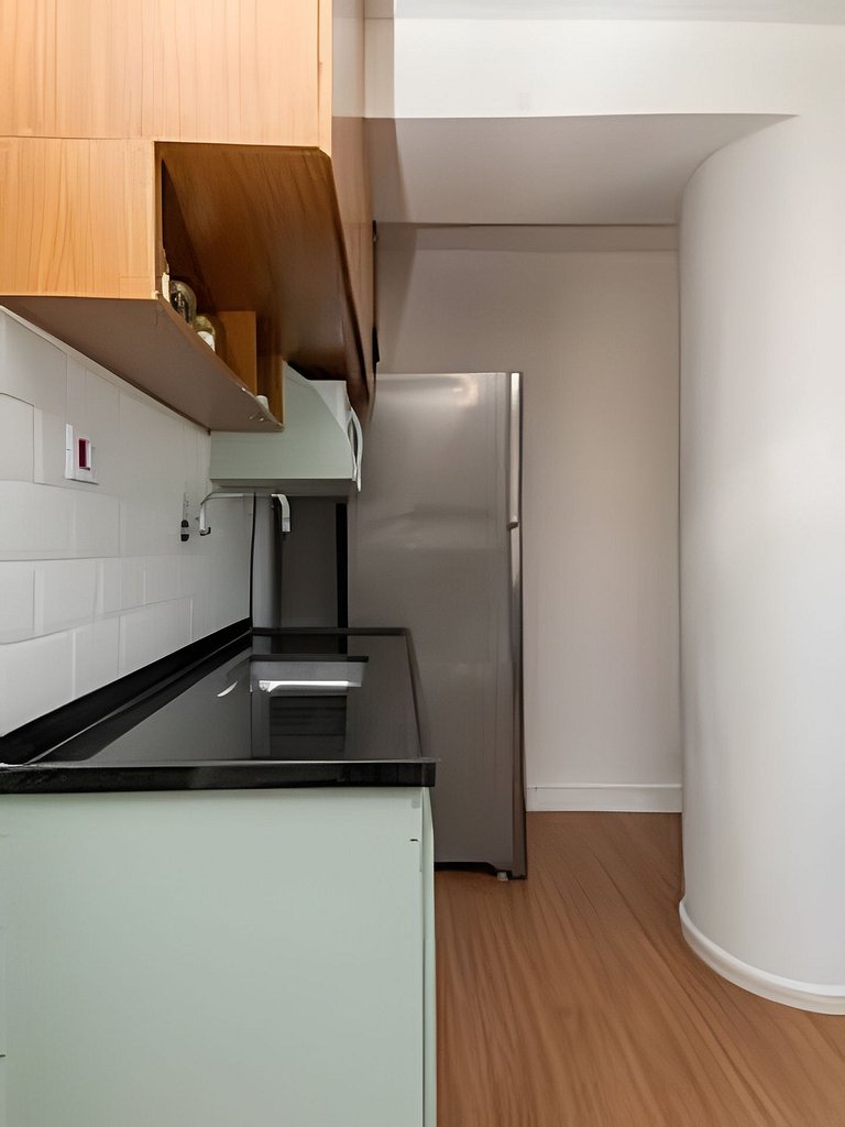 Studio c/ Vista Surreal do 39º Andar + Cinema CentroSP