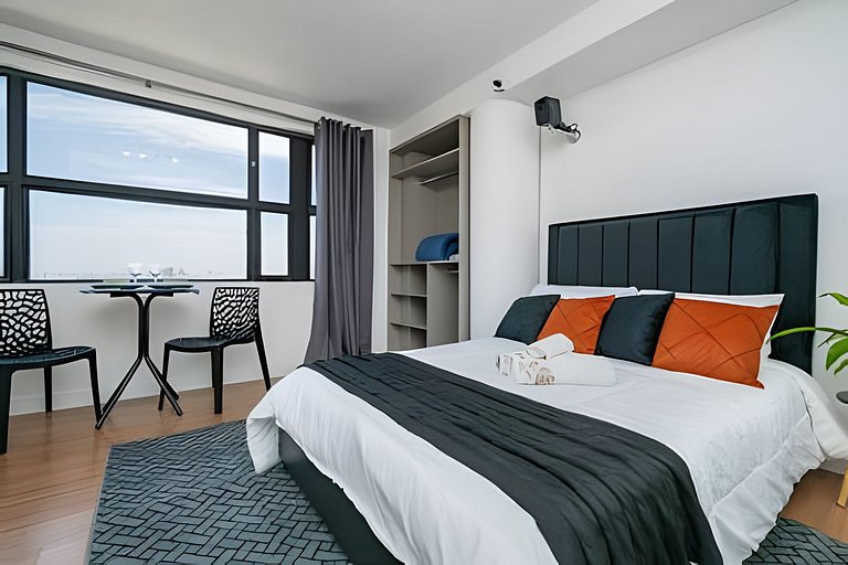 Studio c/ Vista Surreal do 39º Andar + Cinema CentroSP