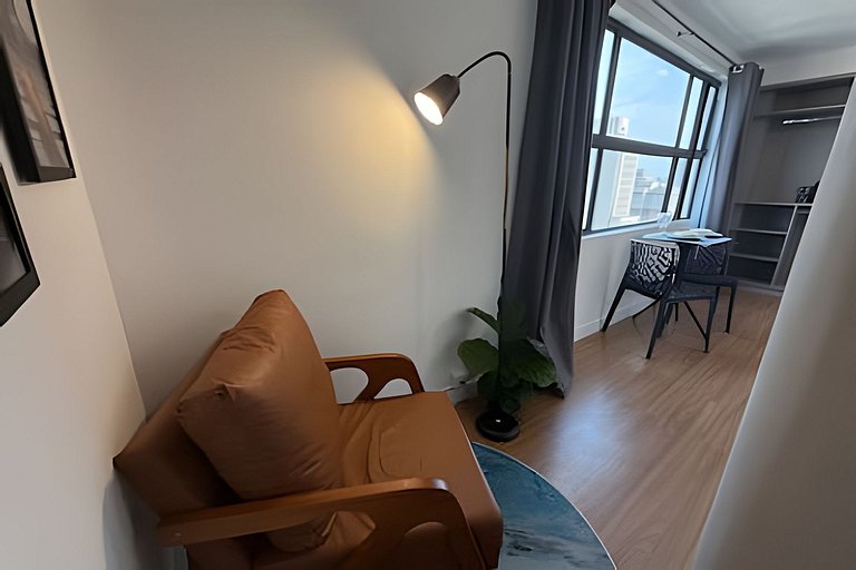 Studio c/ Vista Surreal do 39º Andar + Cinema CentroSP