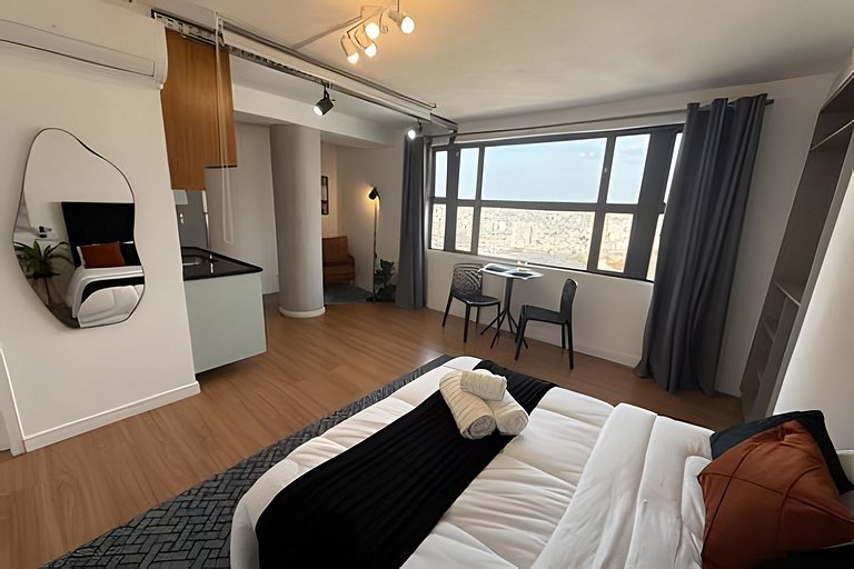 Studio c/ Vista Surreal do 39º Andar + Cinema CentroSP