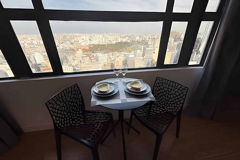Studio c/ Vista Surreal do 39º Andar + Cinema CentroSP