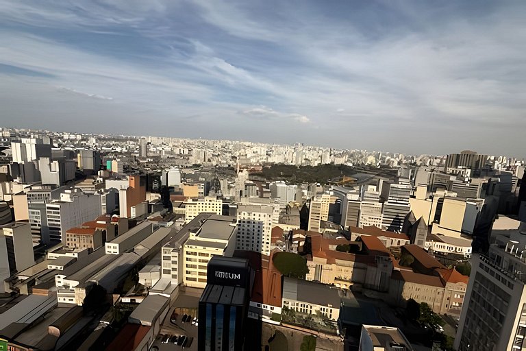 Studio c/ Vista Surreal do 39º Andar + Cinema CentroSP