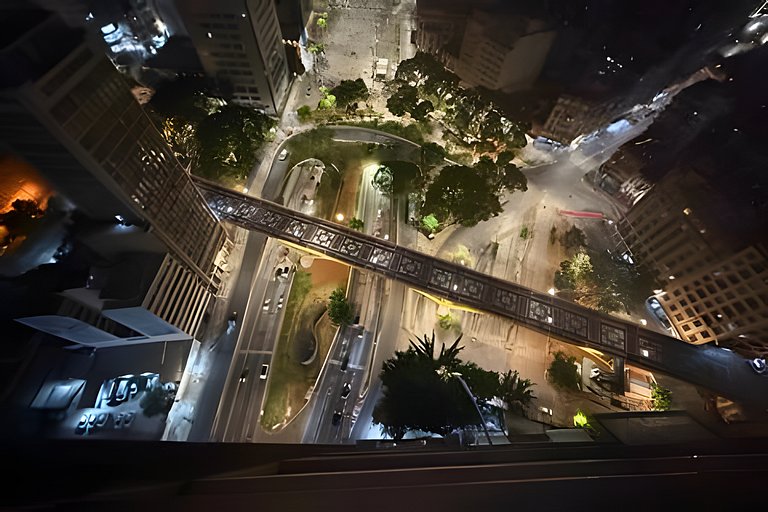 Apto Ideal no 39º Andar - 2 min Metrô São Bento