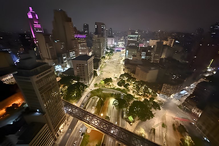 Apto Ideal no 39º Andar - 2 min Metrô São Bento