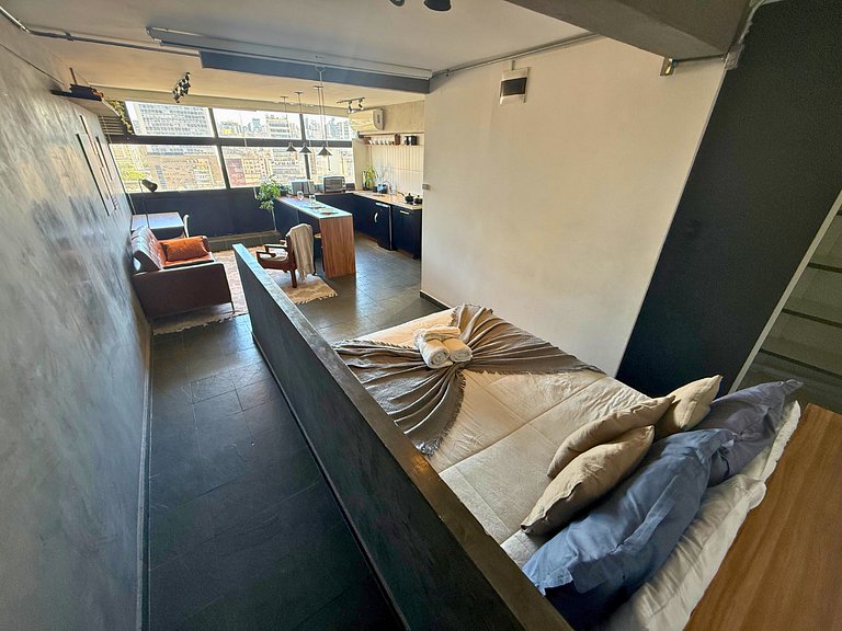 Apto com Cinema no Centro de SP para Casais