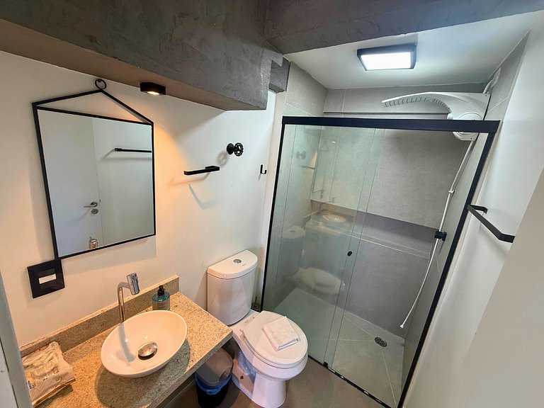 Apto com Cinema no Centro de SP para Casais