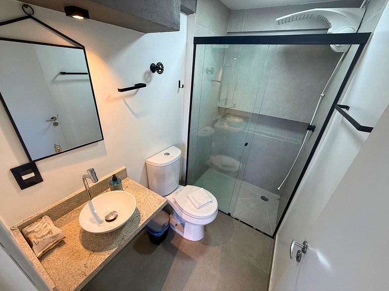 Apto com Cinema no Centro de SP para Casais