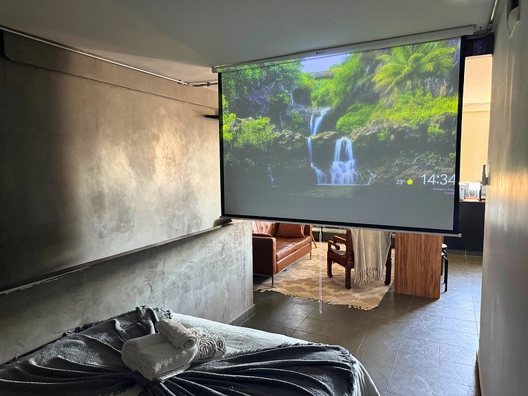 Apto com Cinema no Centro de SP para Casais