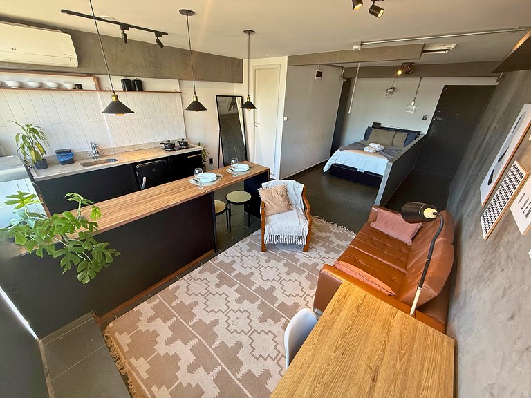 Apto com Cinema no Centro de SP para Casais