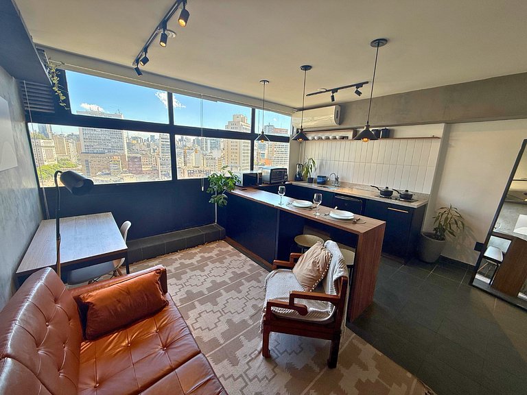 Apto com Cinema no Centro de SP para Casais