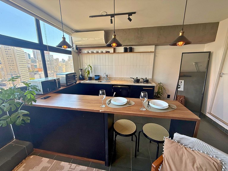 Apto com Cinema no Centro de SP para Casais