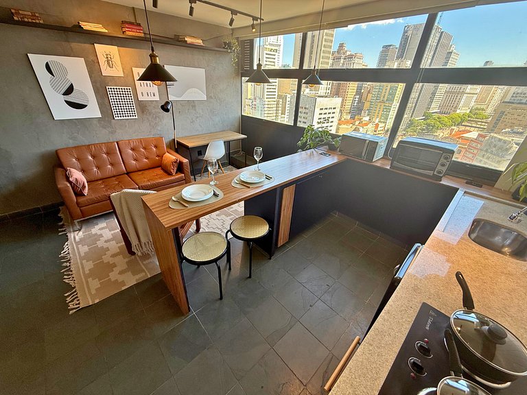 Apto com Cinema no Centro de SP para Casais