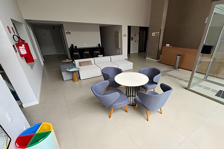 Studio a 7min Metrô Ana Rosa c/ Piscina e Academia