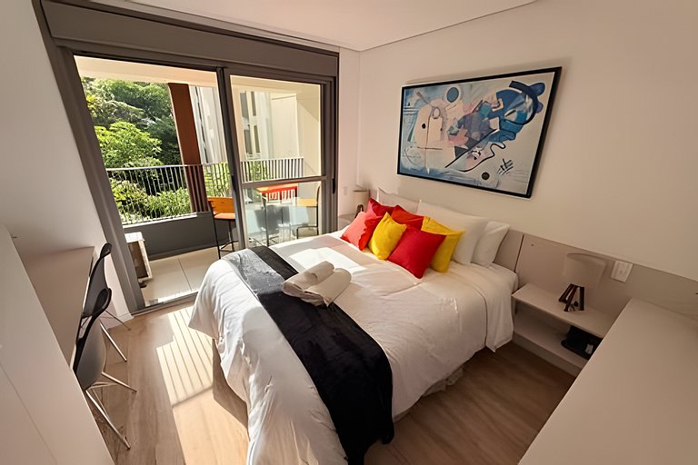 Studio a 7min Metrô Ana Rosa c/ Piscina e Academia