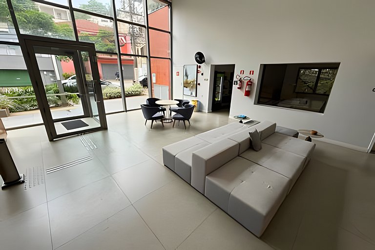 Studio a 7min Metrô Ana Rosa c/ Piscina e Academia