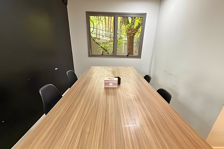 Studio a 7min Metrô Ana Rosa c/ Piscina e Academia