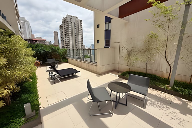 Studio a 7min Metrô Ana Rosa c/ Piscina e Academia