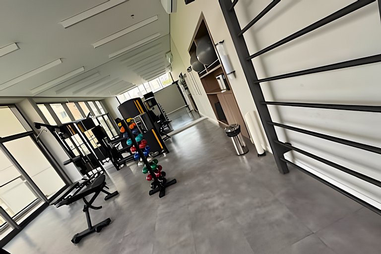 Studio a 7min Metrô Ana Rosa c/ Piscina e Academia