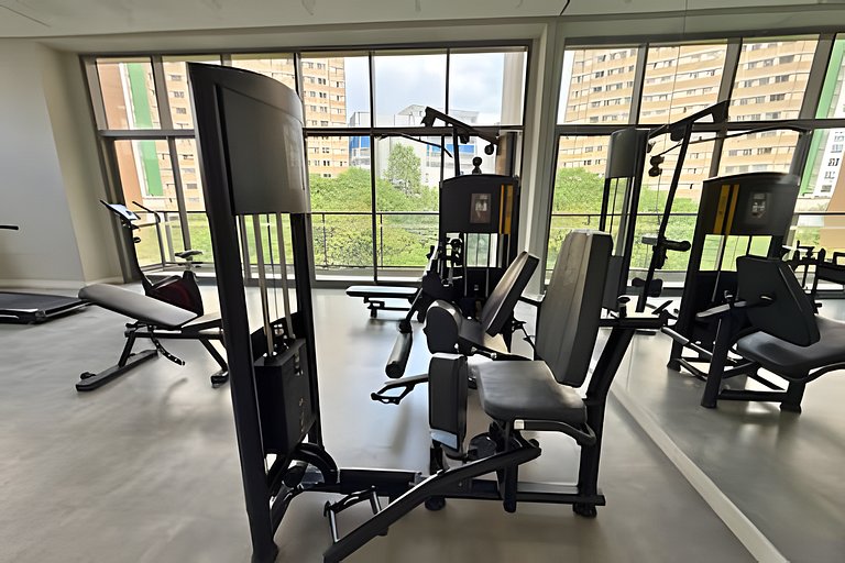 Studio a 7min Metrô Ana Rosa c/ Piscina e Academia