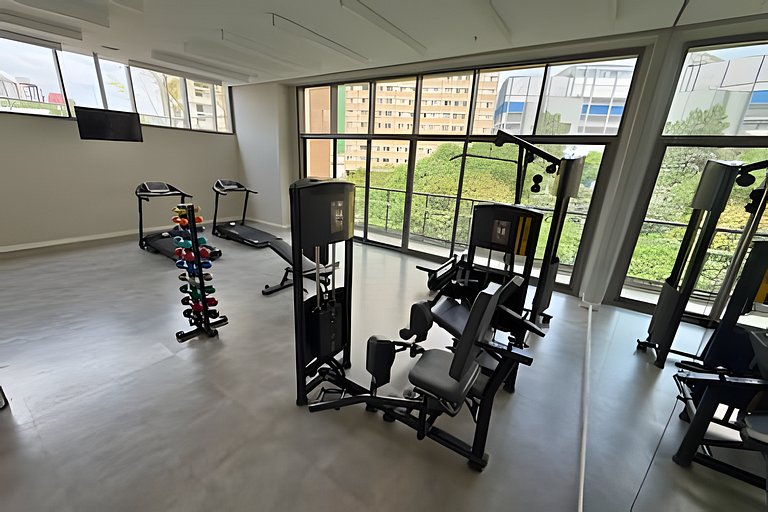 Studio a 7min Metrô Ana Rosa c/ Piscina e Academia