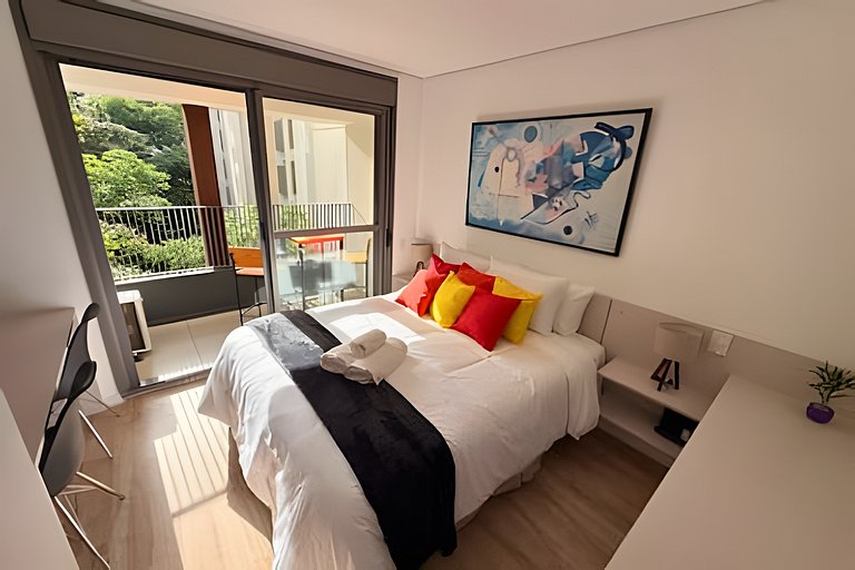 Studio a 7min Metrô Ana Rosa c/ Piscina e Academia