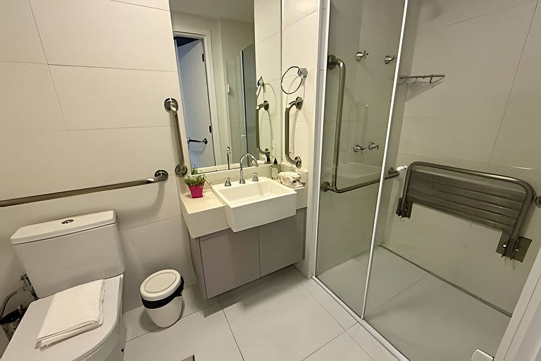 Studio a 7min Metrô Ana Rosa c/ Piscina e Academia