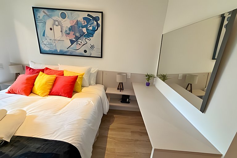 Studio a 7min Metrô Ana Rosa c/ Piscina e Academia