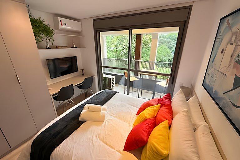 Studio a 7min Metrô Ana Rosa c/ Piscina e Academia