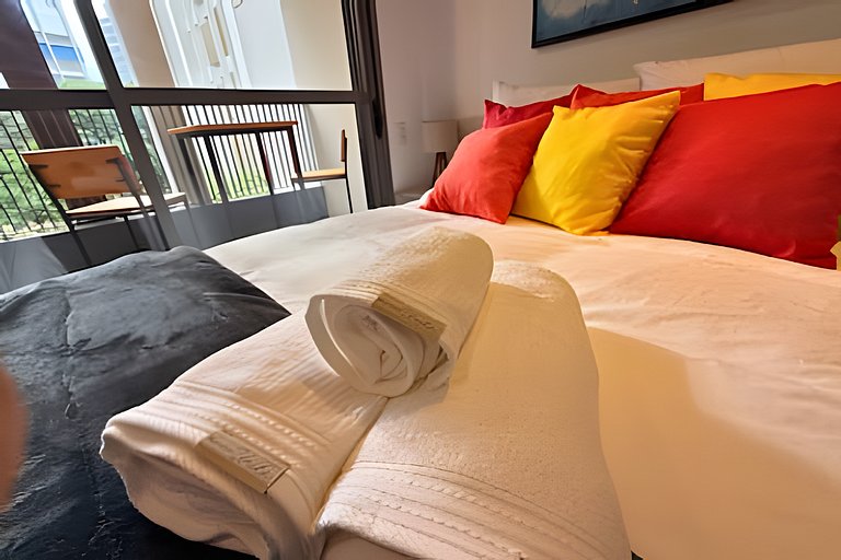 Studio a 7min Metrô Ana Rosa c/ Piscina e Academia