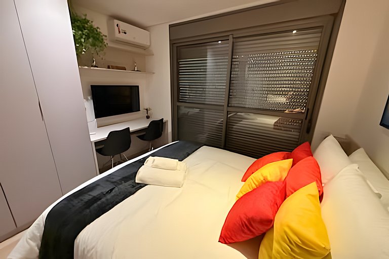 Studio a 7min Metrô Ana Rosa c/ Piscina e Academia