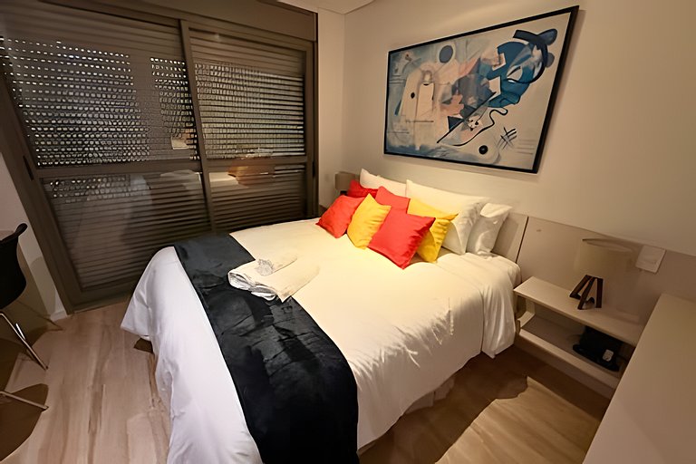 Studio a 7min Metrô Ana Rosa c/ Piscina e Academia