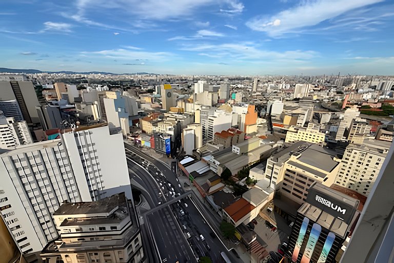 Cinema no 39º Andar - 2 min do Metrô São Bento