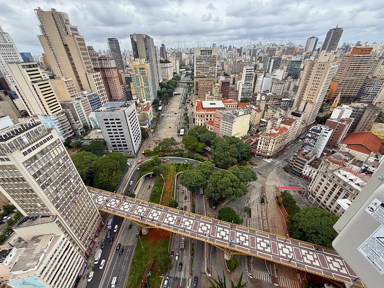 Apto Ideal no 39º Andar - 2 min Metrô São Bento