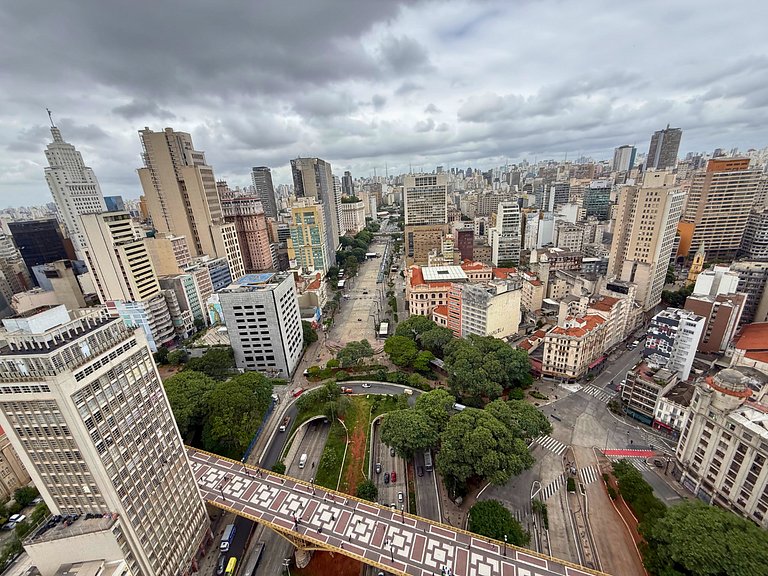 Apto Ideal no 39º Andar - 2 min Metrô São Bento